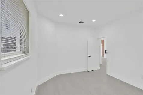 633 NE 70th Street Miami FL 33138