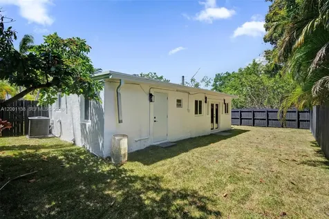 633 NE 70th Street Miami FL 33138
