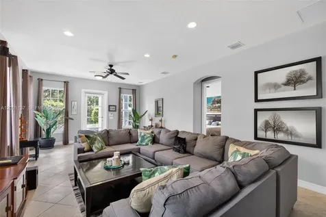 184 W Bay Cedar Circle Jupiter FL 33458