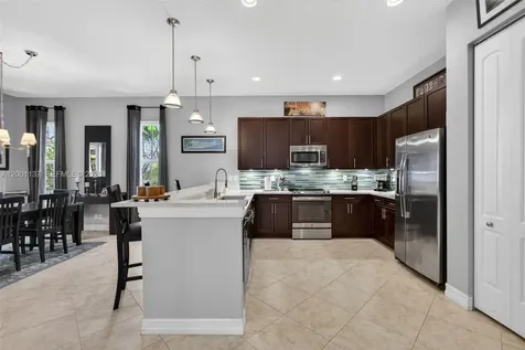 184 W Bay Cedar Circle Jupiter FL 33458