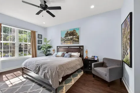 184 W Bay Cedar Circle Jupiter FL 33458