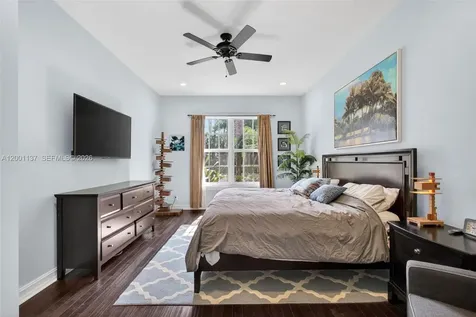 184 W Bay Cedar Circle Jupiter FL 33458