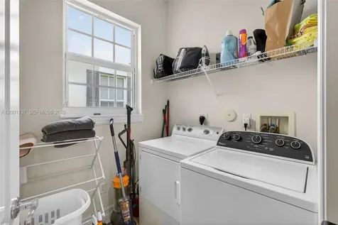 184 W Bay Cedar Circle Jupiter FL 33458