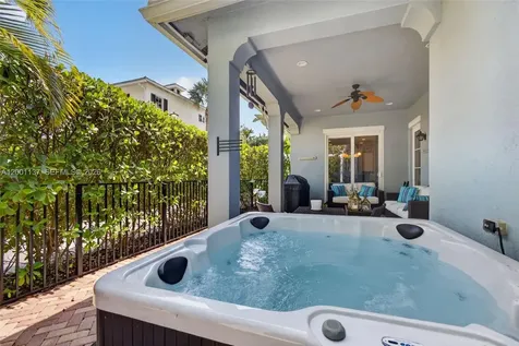 184 W Bay Cedar Circle Jupiter FL 33458