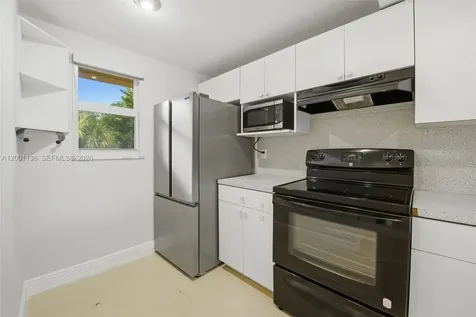 301 NW 109th Avenue Miami FL 33172