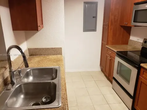 36 NW 6th Avenue Miami FL 33128