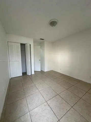 3380 N Pinewalk Drive N Margate FL 33063