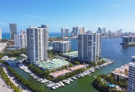 3600 Mystic Pointe Drive Aventura FL 33180