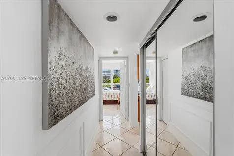 3600 Mystic Pointe Drive Aventura FL 33180