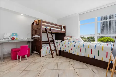 3600 Mystic Pointe Drive Aventura FL 33180