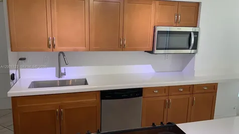 3600 Mystic Pointe Drive Aventura FL 33180