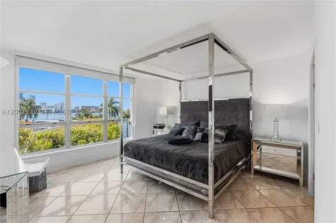 3600 Mystic Pointe Drive Aventura FL 33180
