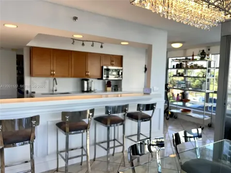 3600 Mystic Pointe Drive Aventura FL 33180