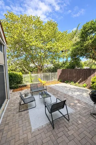 1125 Butternut Lane Hollywood FL 33019