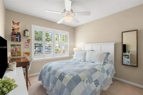1414 Banyan Way Weston FL 33327