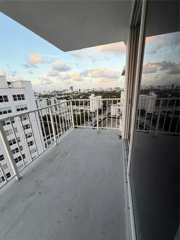 1228 West Avenue Miami Beach FL 33139