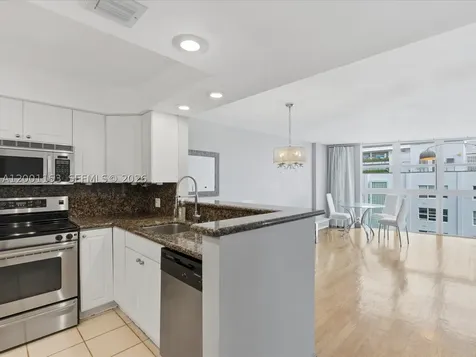 1228 West Avenue Miami Beach FL 33139
