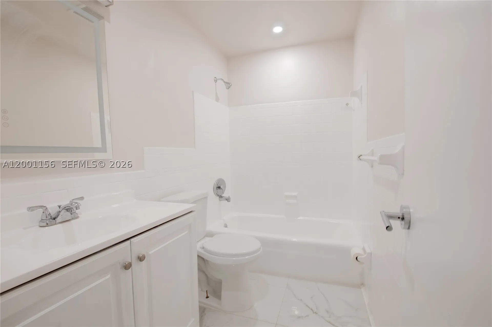 300 S Luna Court Hollywood FL 33021