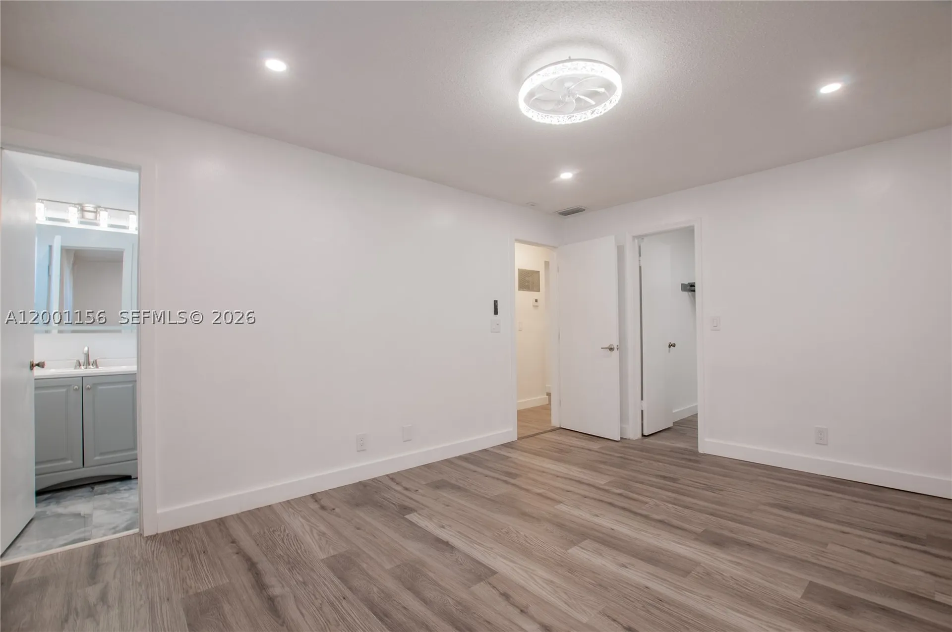 300 S Luna Court Hollywood FL 33021
