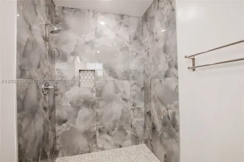 300 S Luna Court Hollywood FL 33021