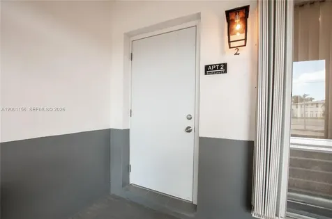 300 S Luna Court Hollywood FL 33021