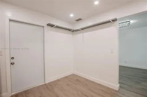 300 S Luna Court Hollywood FL 33021