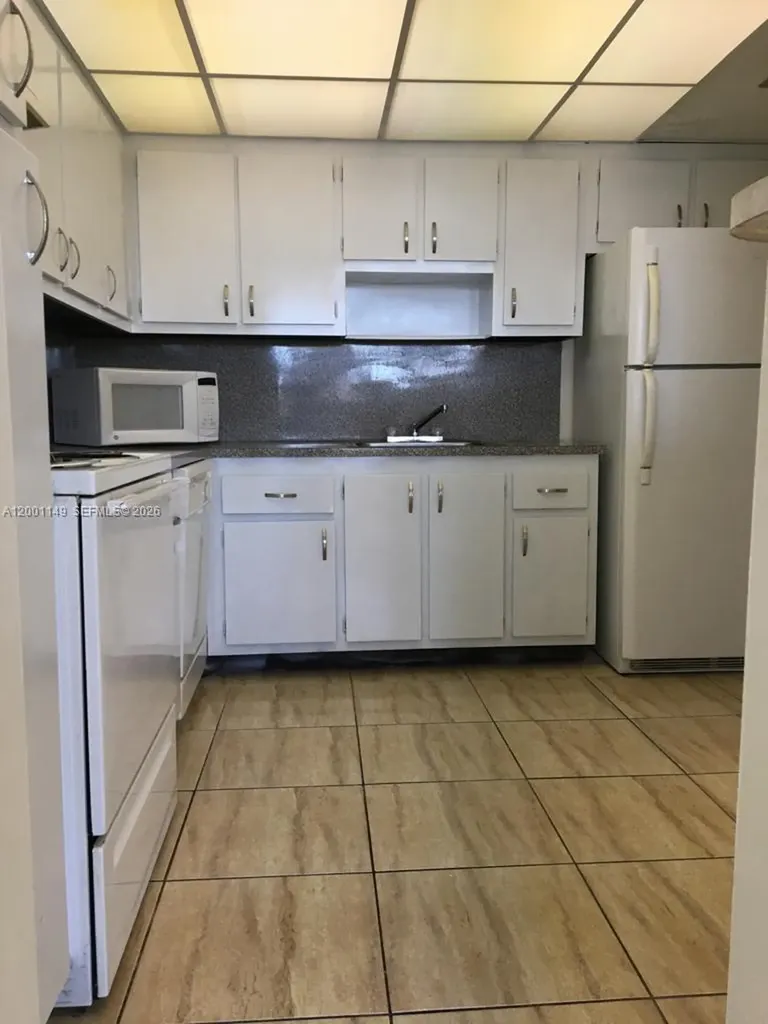 2025 NE 164th Street North Miami Beach FL 33162