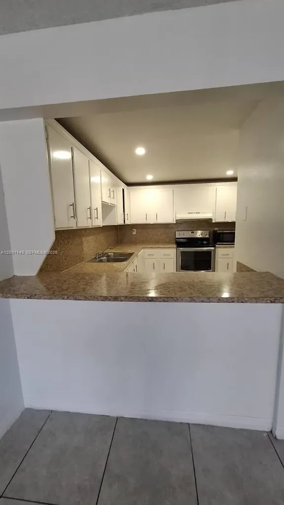 6950 Miami Gardens Drive Hialeah FL 33015