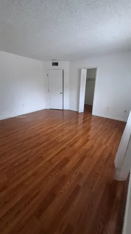 6950 Miami Gardens Drive Hialeah FL 33015