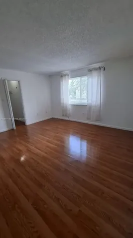 6950 Miami Gardens Drive Hialeah FL 33015