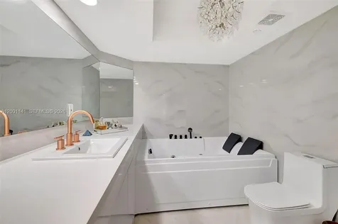 16485 Collins Avenue Sunny Isles Beach FL 33160