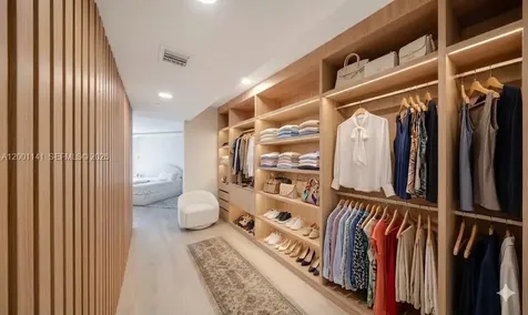 16485 Collins Avenue Sunny Isles Beach FL 33160