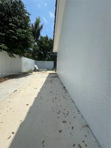 7580 Texas Trail Boca Raton FL 33487