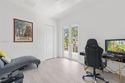 14831 SW 93rd Court Miami FL 33176