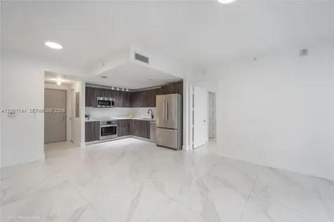 488 NE 18th Street Miami FL 33132