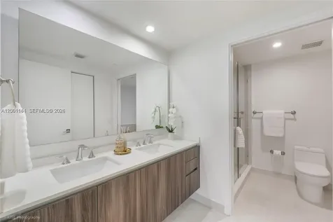 488 NE 18th Street Miami FL 33132