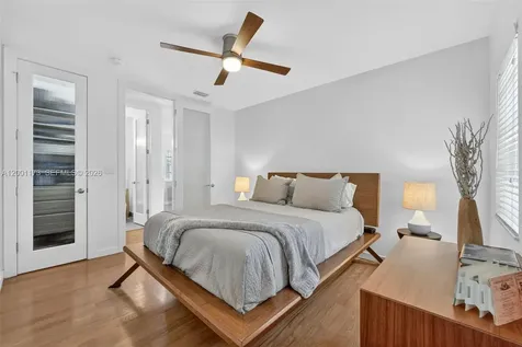 1205 Meridian Avenue Miami Beach FL 33139