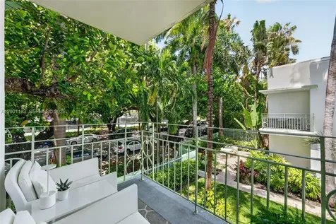 1205 Meridian Avenue Miami Beach FL 33139