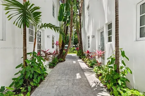 1205 Meridian Avenue Miami Beach FL 33139