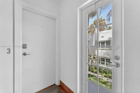 1205 Meridian Avenue Miami Beach FL 33139