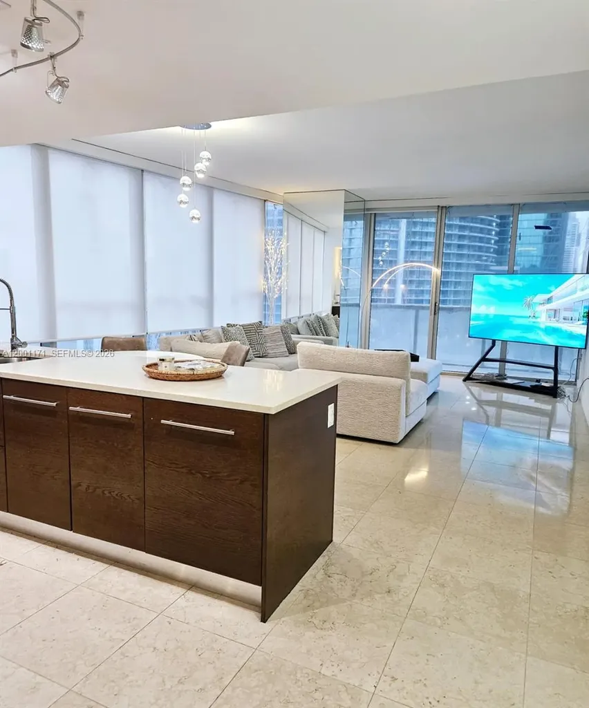 475 Brickell Avenue Miami FL 33131