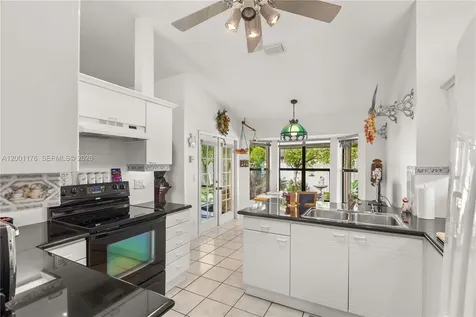 287 NW 37th Way Deerfield Beach FL 33442