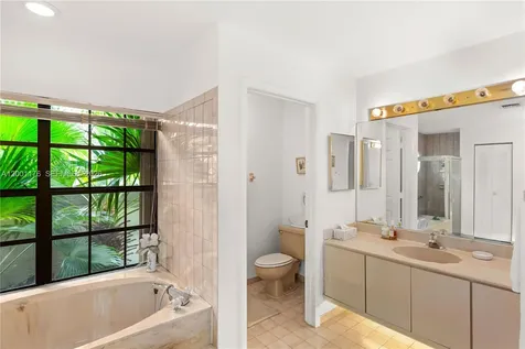 287 NW 37th Way Deerfield Beach FL 33442
