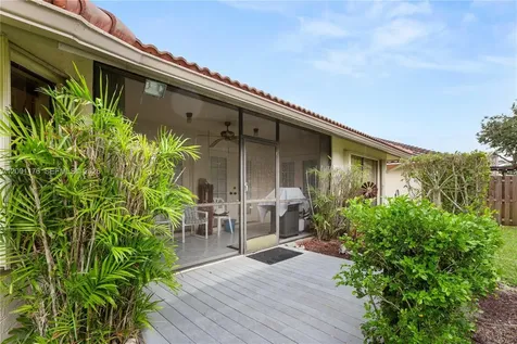 287 NW 37th Way Deerfield Beach FL 33442