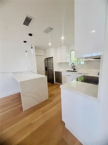 9051 SW 200th Street Cutler Bay FL 33157