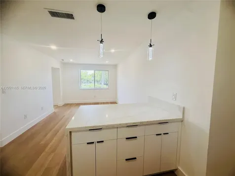 9051 SW 200th Street Cutler Bay FL 33157