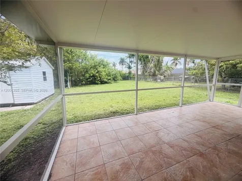 9051 SW 200th Street Cutler Bay FL 33157