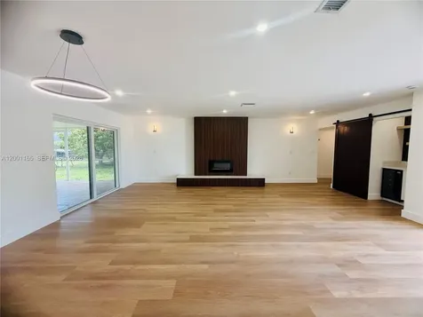 9051 SW 200th Street Cutler Bay FL 33157