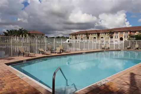 10885 NW 89th Terrace Doral FL 33178