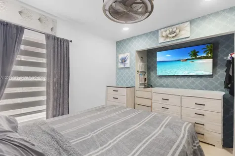 17816 SW 10th Lane Pembroke Pines FL 33029